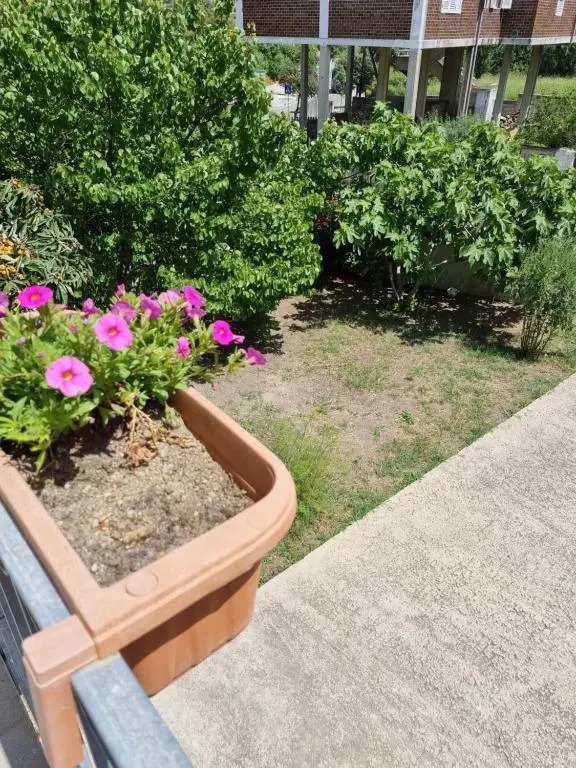 AnThoS, casa con giardino a pochi minuti da Alghero