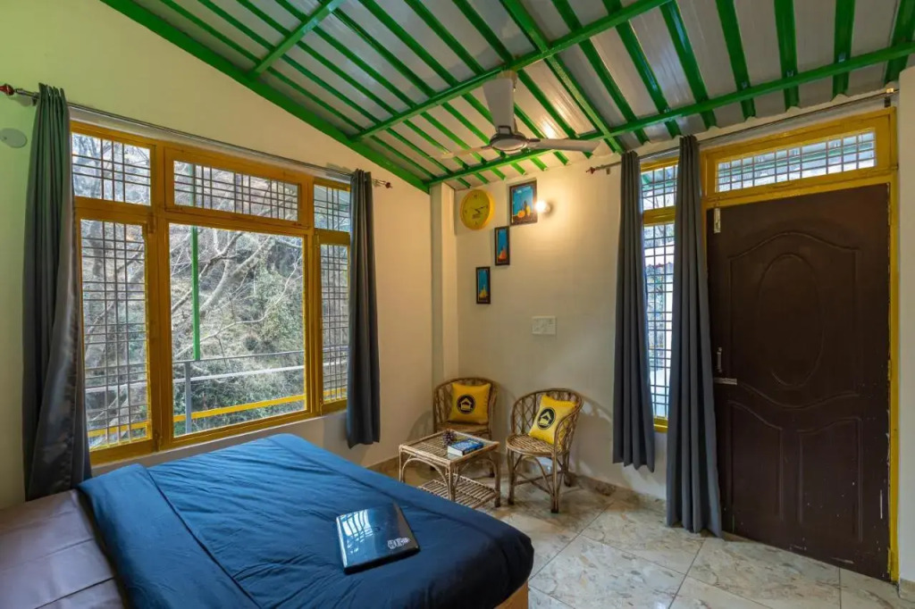 The Hosteller Mussoorie By the Streamside, Kempty