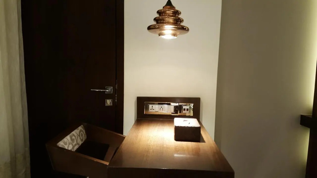 Hotel Peninsula Redpine