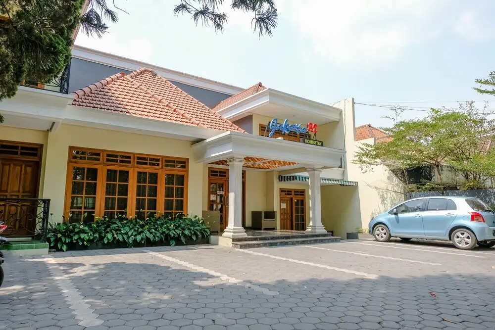 Oyo 1937 Jakarta 32 Family Homestay
