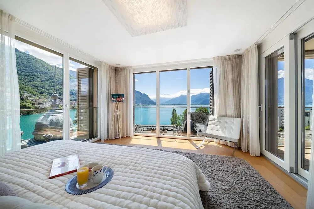 Montreux Panoramic Views 4BD Apartment