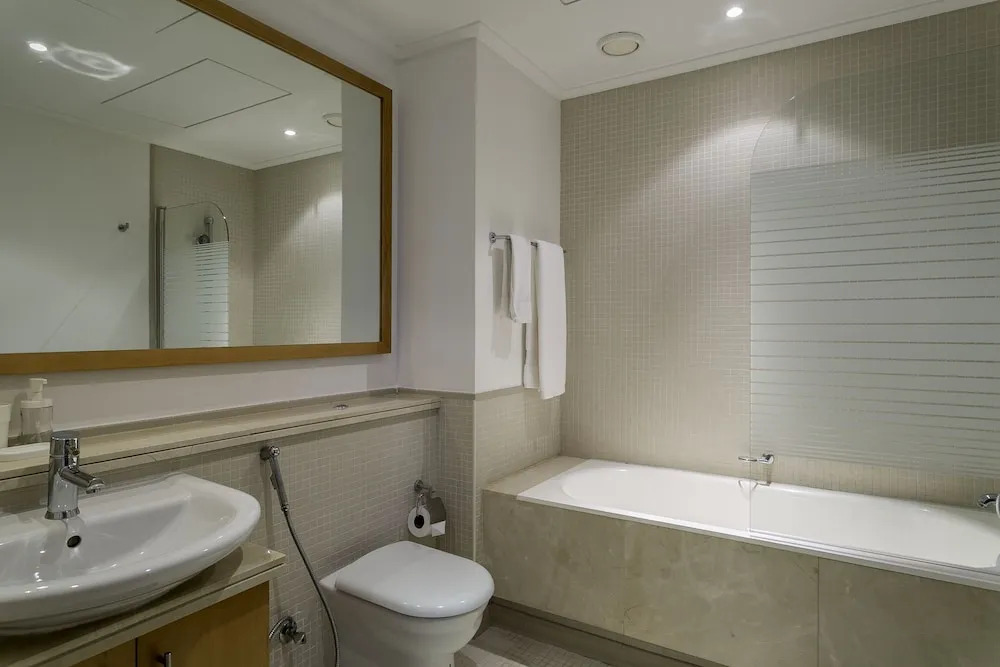 One Perfect Stay - Aurora Tower
