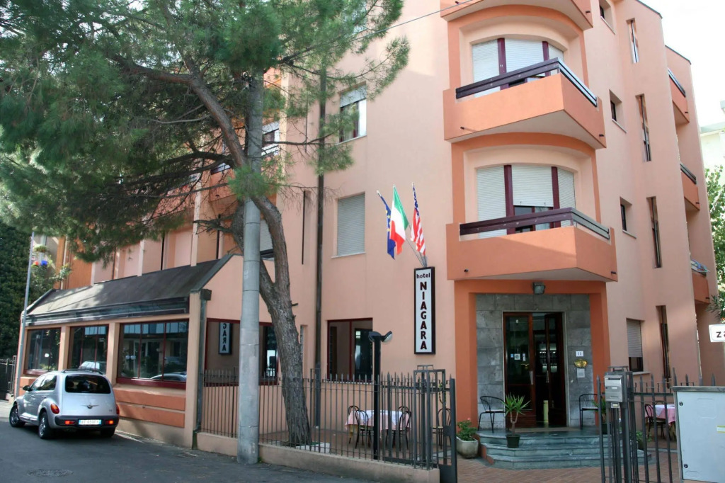 Hotel Niagara