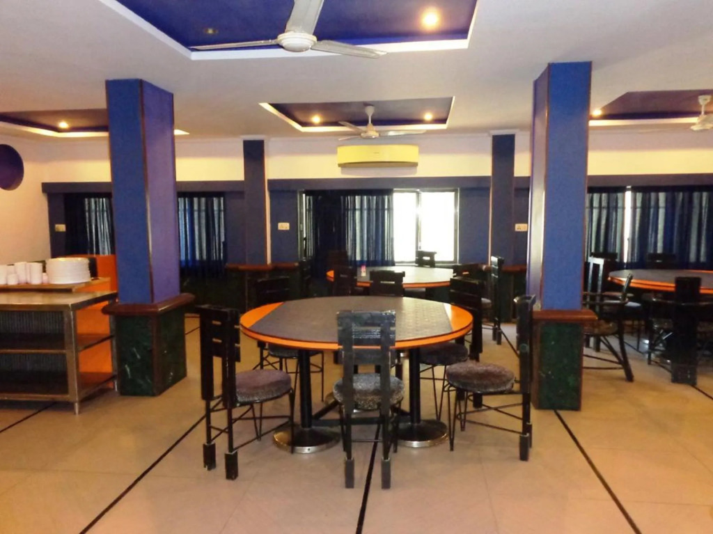 Hotel Orange Inn