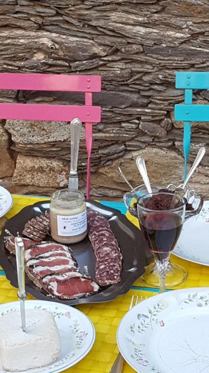 English Club in Corsica B&B