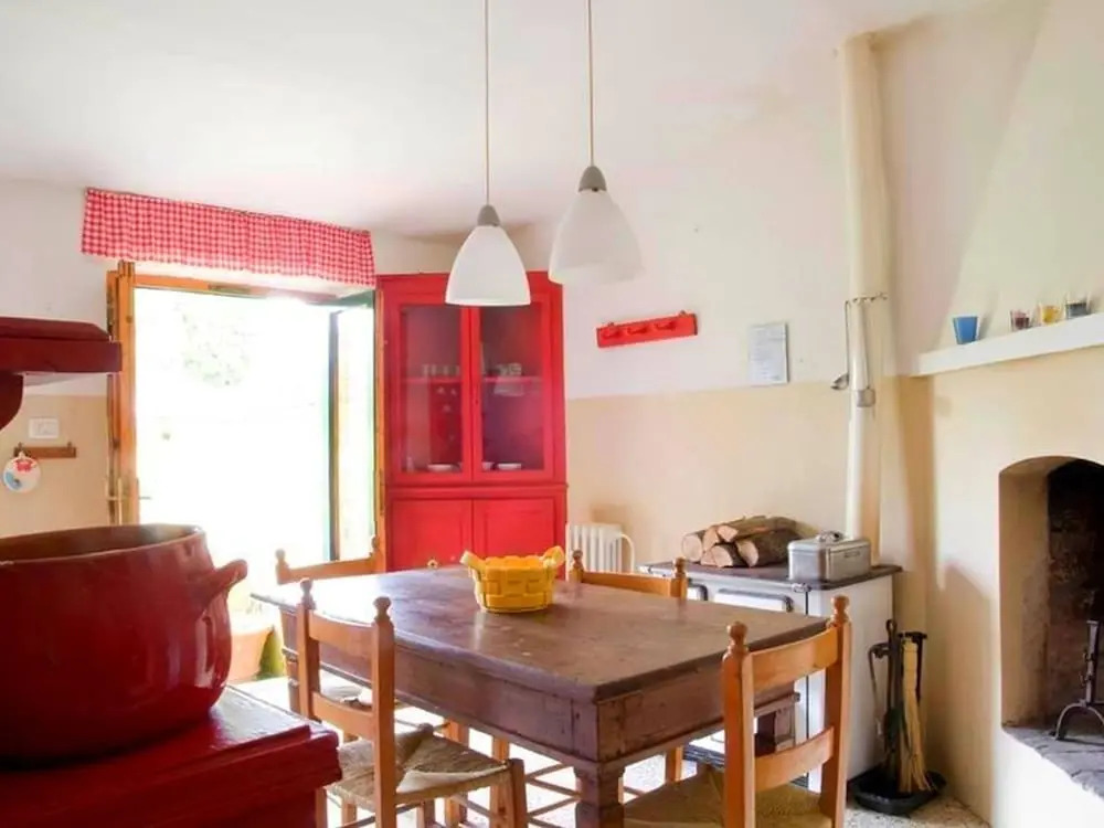Italian Stay: Bacchereto Wine Country