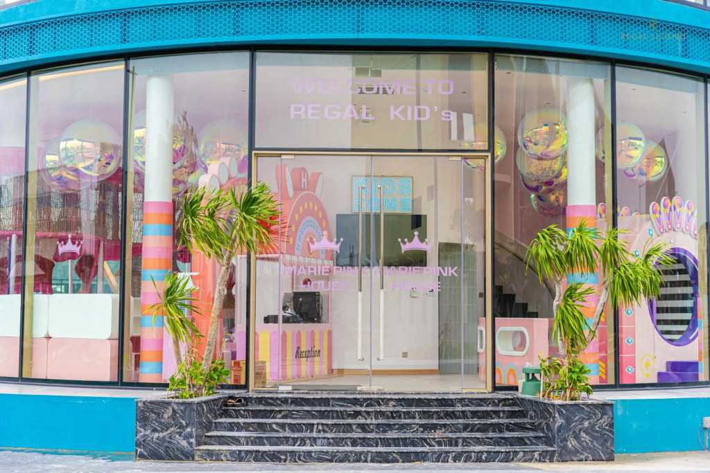 Regal House Hoang Van