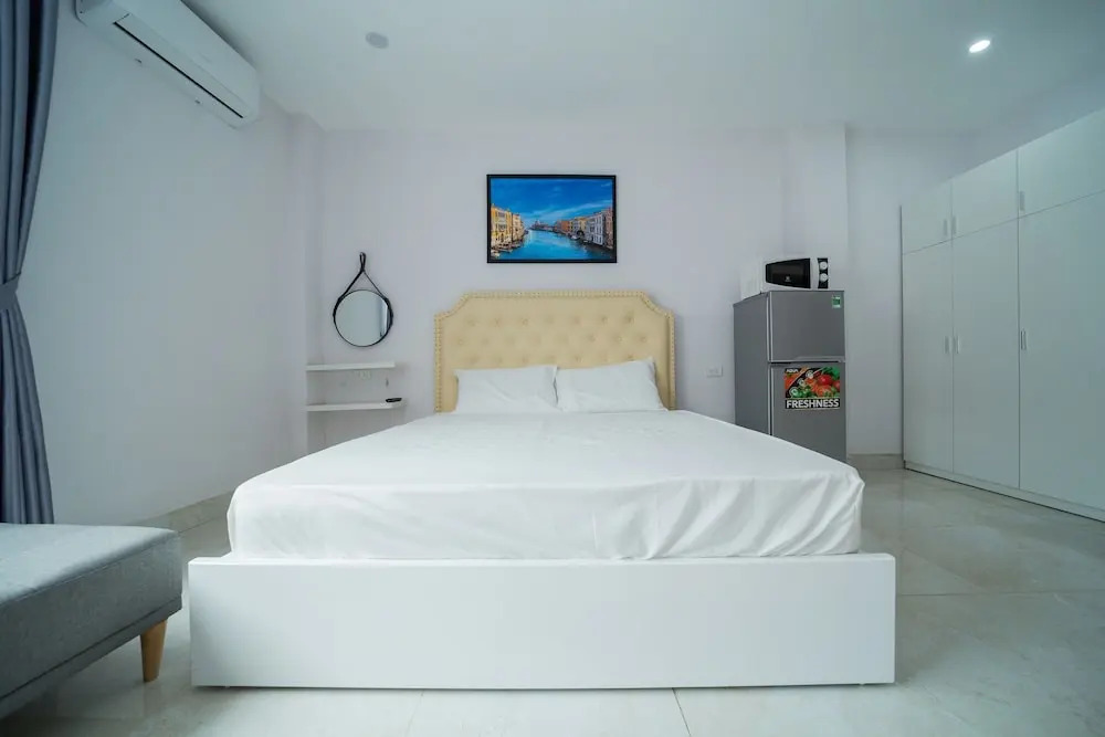 Parkhomes Service Apartment