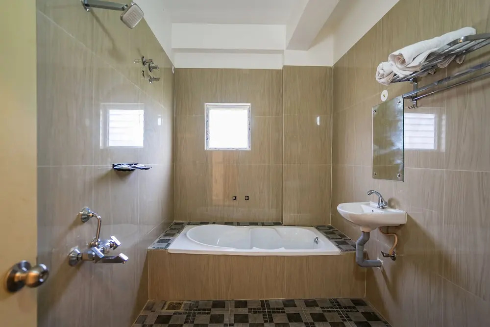 Sunlux Grand Residency