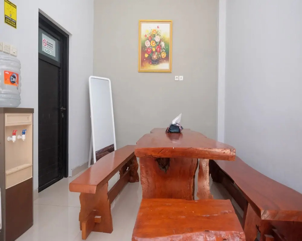 DR Living Syariah Solo RedPartner