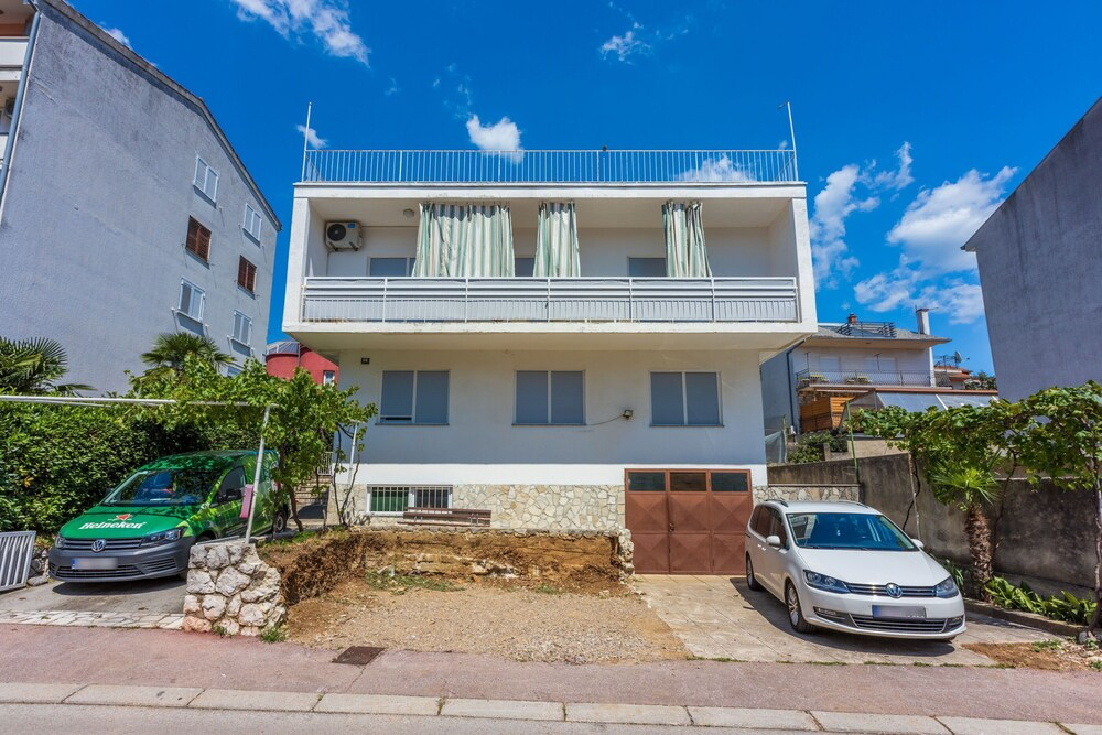 Apartment Megi
