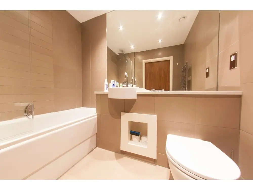 Elegant, Modern Flat in Central London, For 4