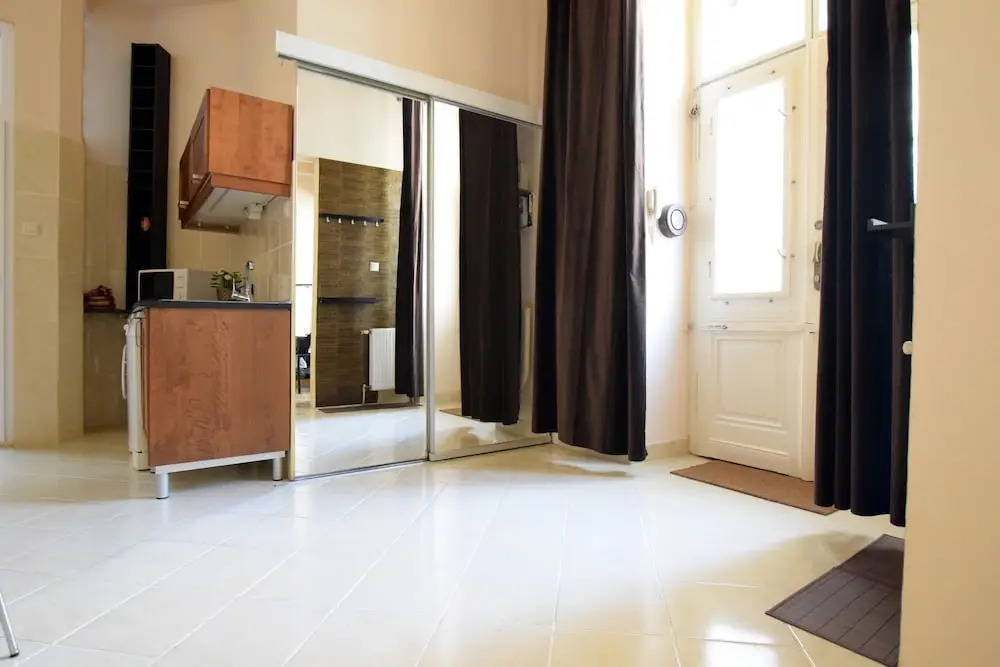 Standard Apartment by Hi5 - Mérleg 9.