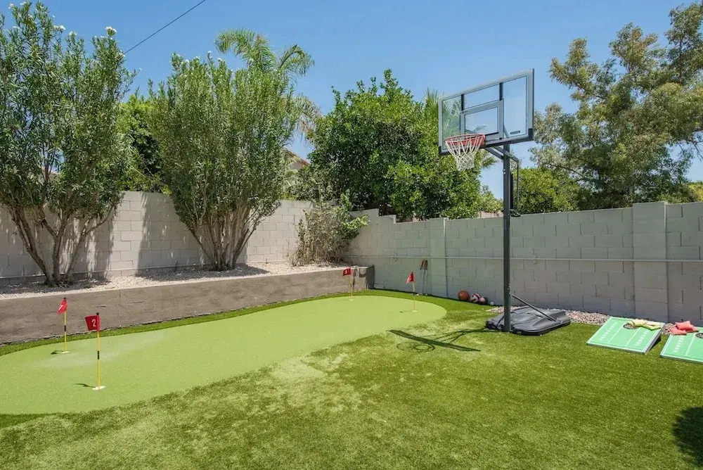 Scottsdale Paradise Poolside With Hot Tub Gym