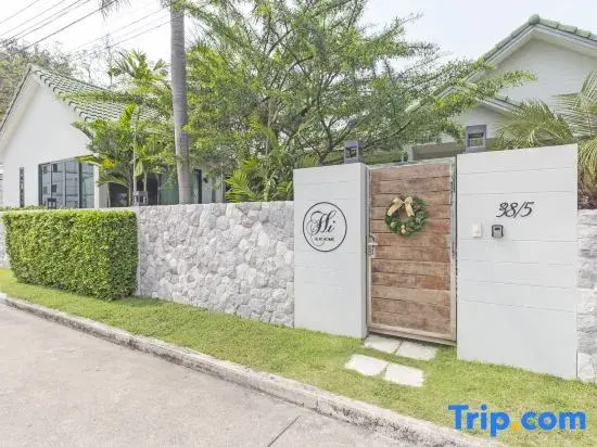 Stylish 2-Villa Combination by Hi At Home