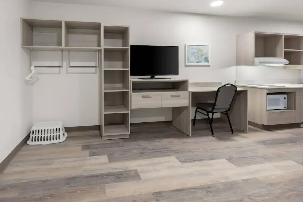 WoodSpring Suites Medford near I-5