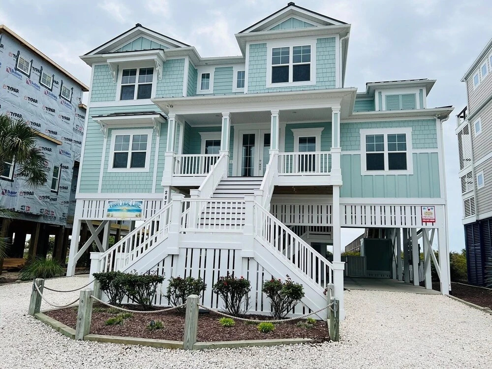 287 Obw 6 Bedroom Home by RedAwning