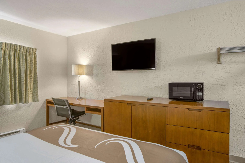 Rodeway Inn