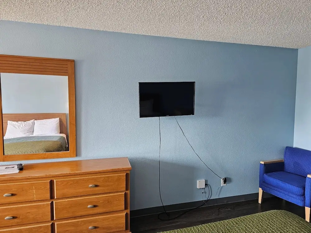 Sumner Motor Inn