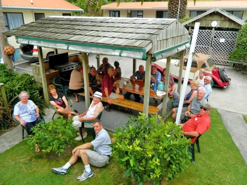 Opononi Hotel