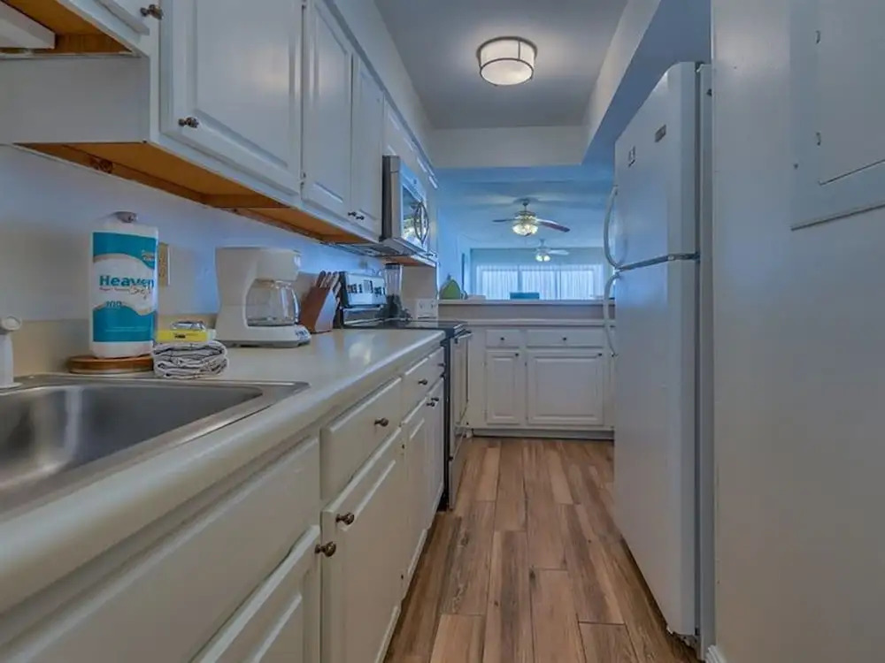Edgewater 41 by Youngs Suncoast