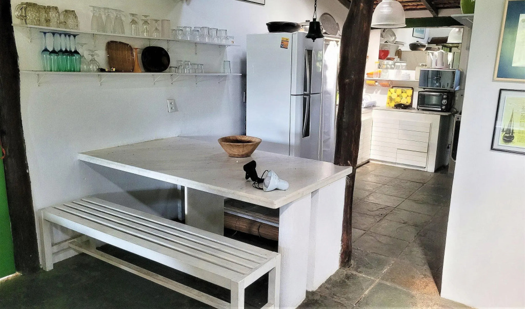 Linda Casa Com Piscina A Poucos Passos Da Praia