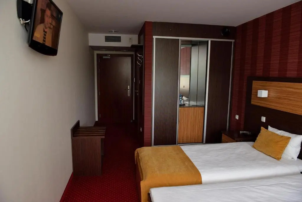 QUEST HOTEL - dawniej Hotel Planeta