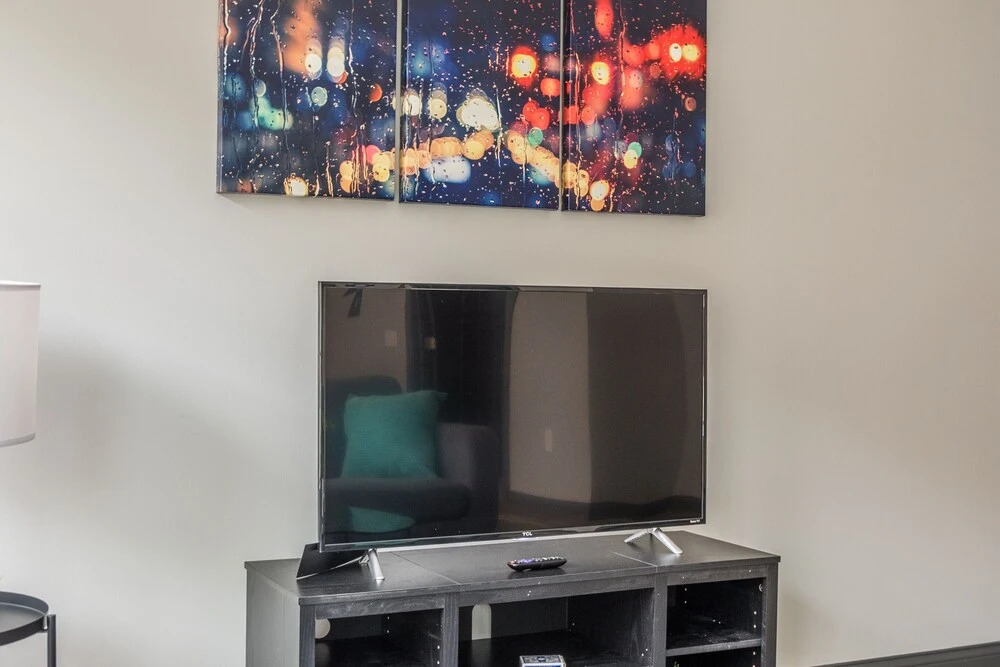 FRONTDESK LC Riversouth 205 Apts Downtown Columbus
