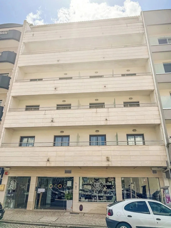Hotel 13 de Outubro by Umbral