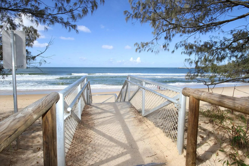 Canal7-On The Mooloolaba Canal