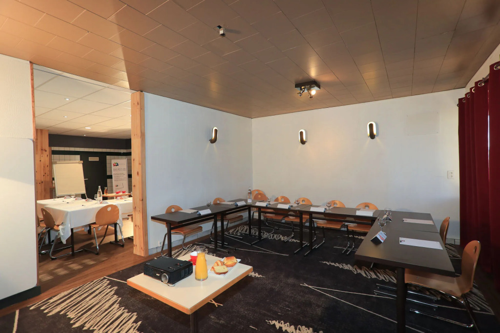 ibis Aurillac