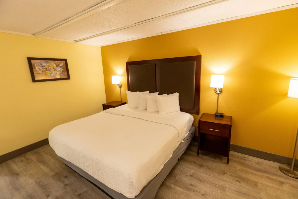 Kings House Motor Hotel, a Dazzler Select by Wyndham