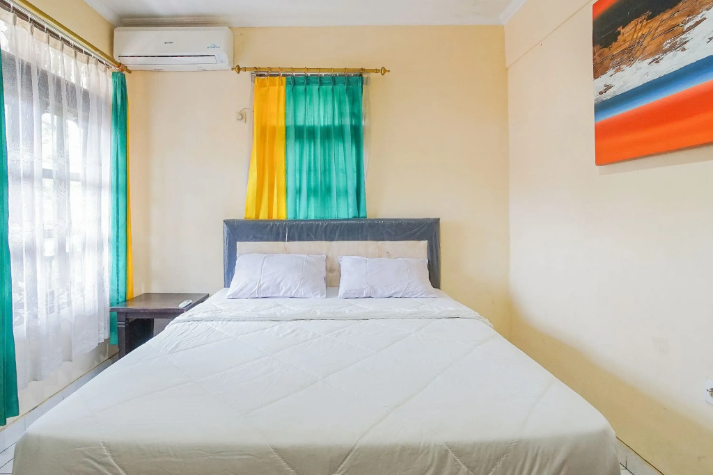 RedDoorz at Mahendra Beach Inn Kuta