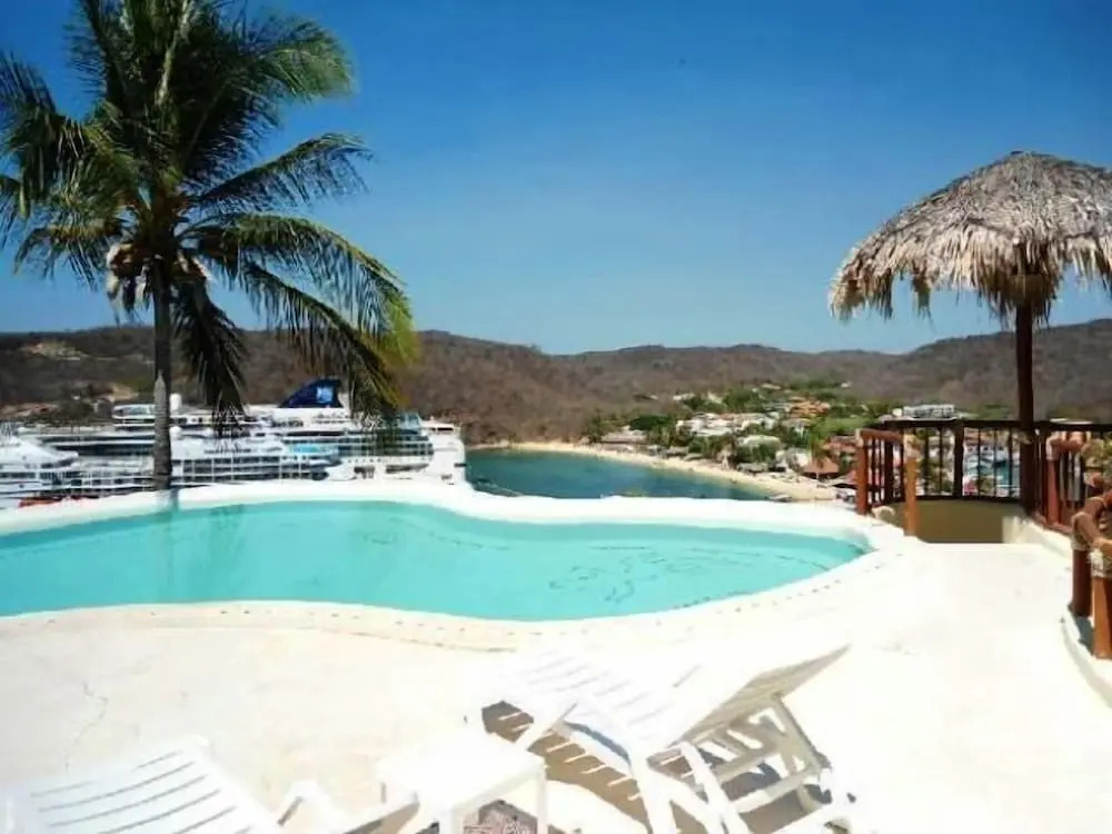 C. Punta Sta Cruz 2BR