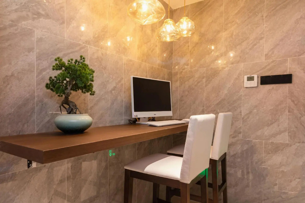 TRUE GO Hotel (Guangzhou Sun Yat-sen University Lujiang Subway Station)