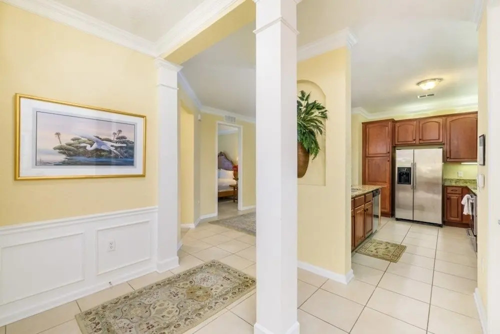 3 Bed 2 Bath Premium Lakeview L 1010 Condo