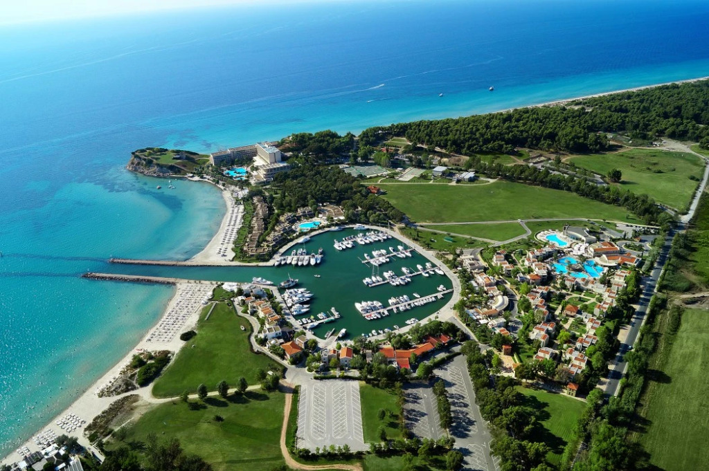 Курорт Sani Resort
