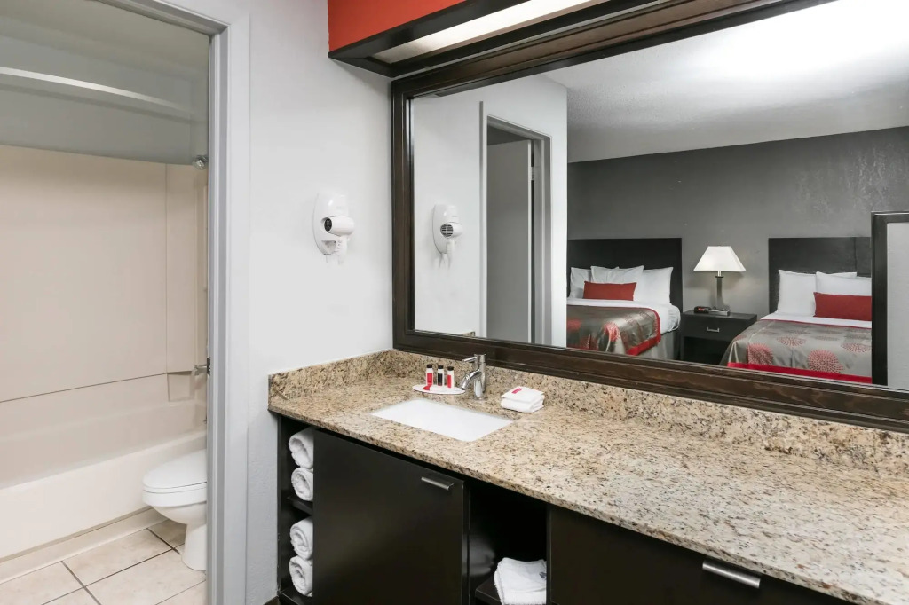 Ramada by Wyndham El Paso