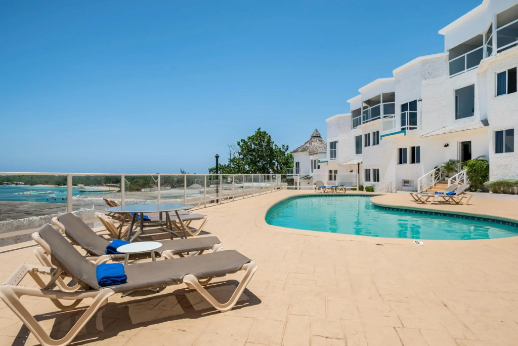 Luxe Beach Resort