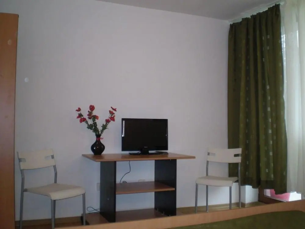 Business Transit to Therme & Airport , Free Parking
