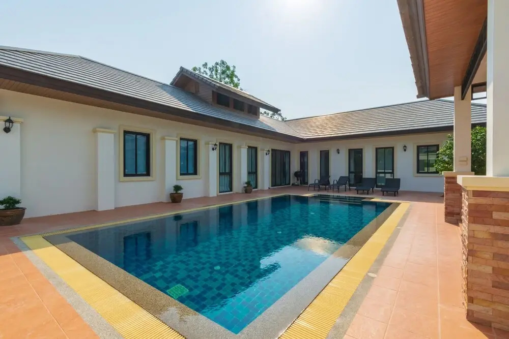 Private 4 Bedroom Pool Villa NG411
