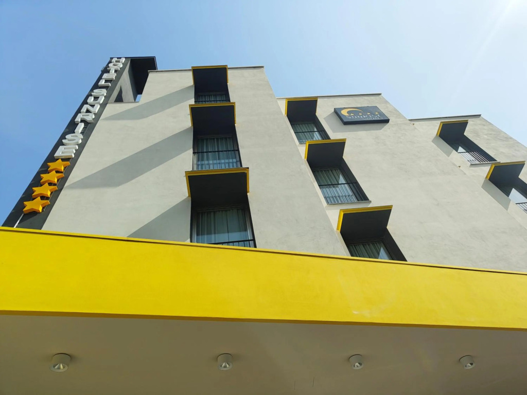 Sunrise Hotel