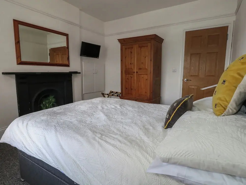 Flat 4 - Hengistbury