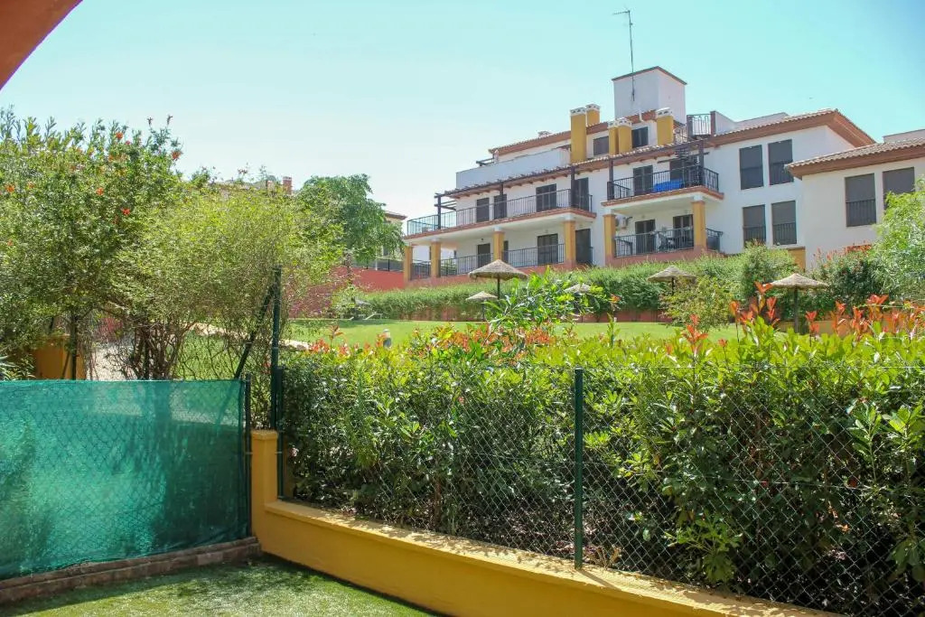 Haa001) Apartamento Moderno Con Jardín.