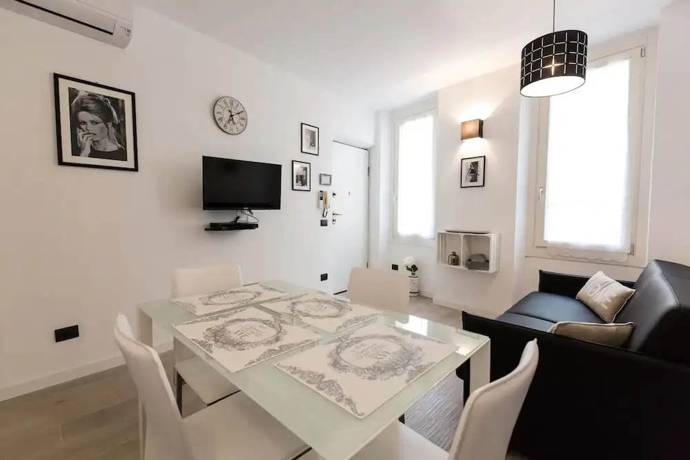 Cannes, Relaxation and Comfort Just a Stones Throw From La Croisette, Beaches, Restaurants