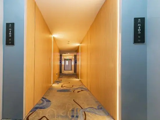 Naxiang Fujian Holiday Inn (Zhujiajian branch of Oriental Garden Hotel)
