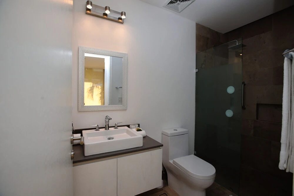 Luxury 3 Bdr Near the Beach - 300meg