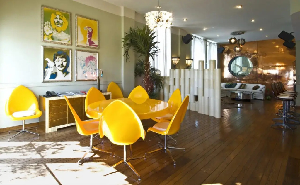 Pelican Hotel