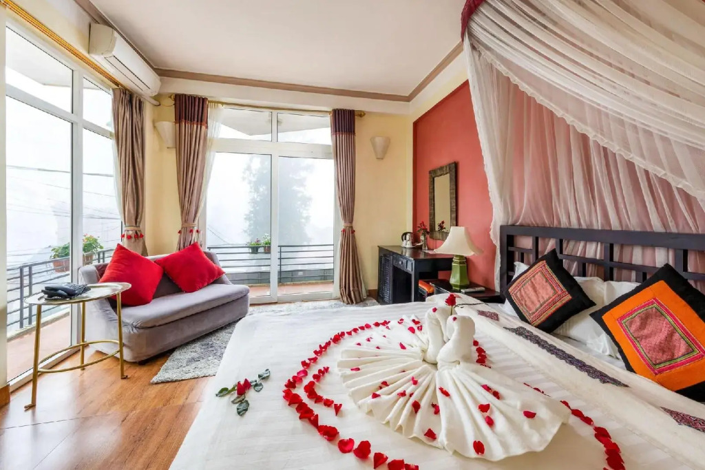 Hmong Sapa Hotel
