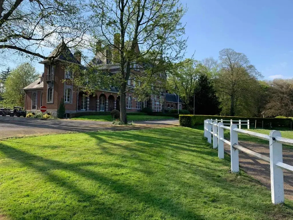 B&B Chateau de Ramegnies-Chin